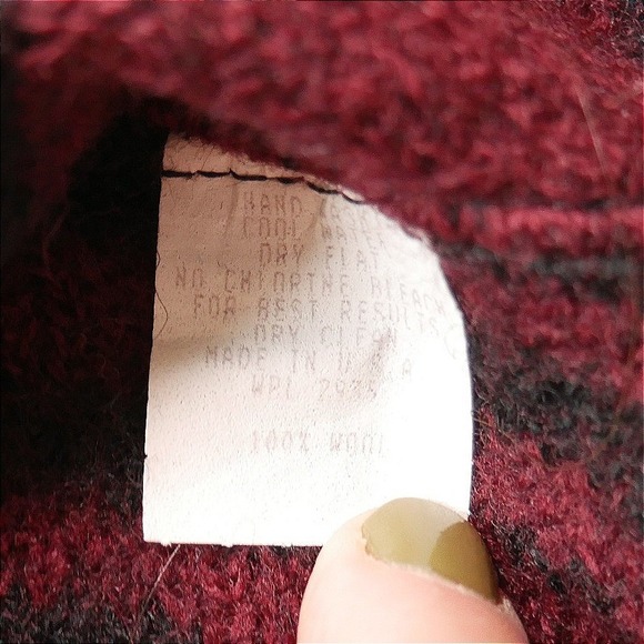 Vintage Cabelas Women's Sz M 100% Wool Sweater Vest Southwestern Made in USA - Picture 7 of 7